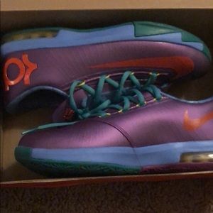 Boys KD Rugrats Size 5.5